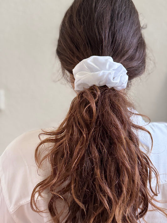 The Ultimate 100% Bamboo Scrunchie Classic - Pearl White