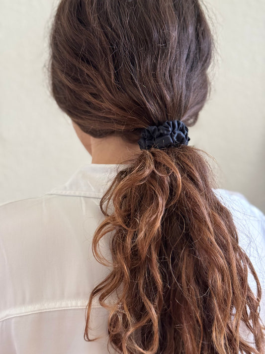 The Ultimate 100% Bamboo Scrunchie Slim - Raven Black