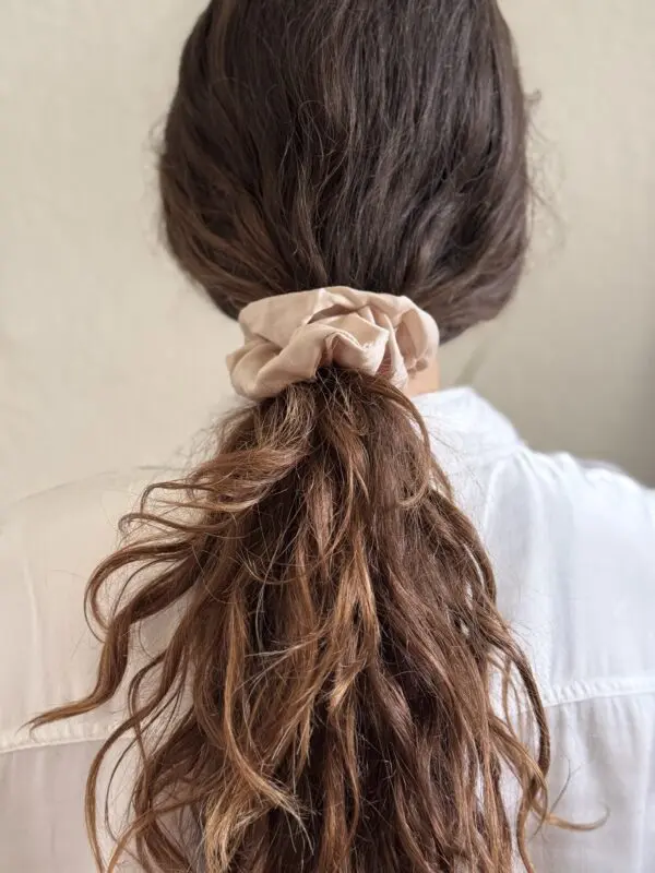 Bubbly Champagne Classic 100% bamboo scrunchie