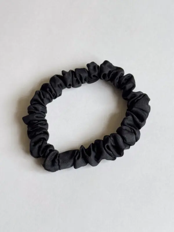 IMG_3763 100% bamboo slim scrunchie black