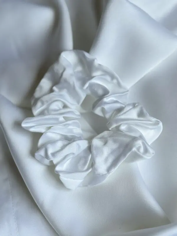 IMG_3776 100% bamboo classic scrunchie White